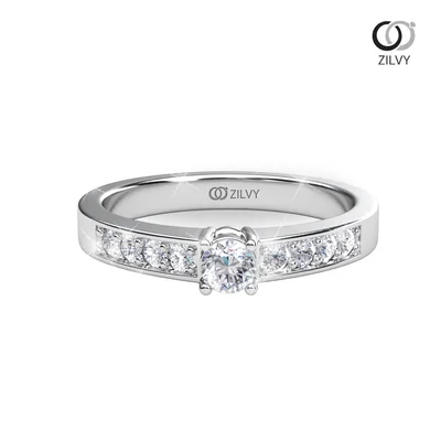 แหวนเพชรผู้หญิง รุ่น GR1111 - มุมบน