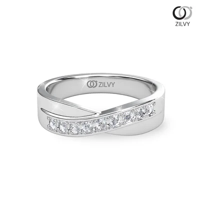 แหวนเพชรผู้หญิง รุ่น GR1236 - มุมบน