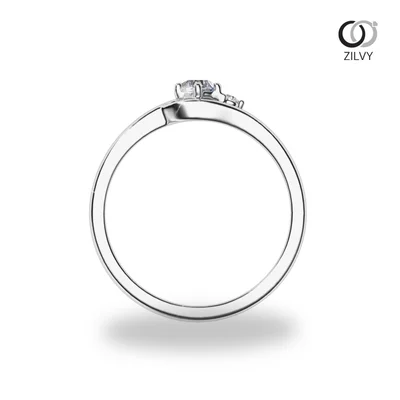 แหวนเพชรผู้หญิง รุ่น GR1346 - มุมบน