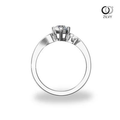 แหวนเพชรผู้หญิง รุ่น GR1421 - มุมบน