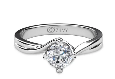 แหวนเพชรผู้หญิง รุ่น GR347 - มุมบน