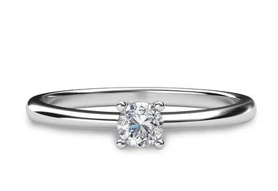 แหวนเพชรผู้หญิง รุ่น GR351 - มุมบน