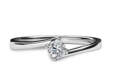 แหวนเพชรผู้หญิง รุ่น GR371 - มุมบน