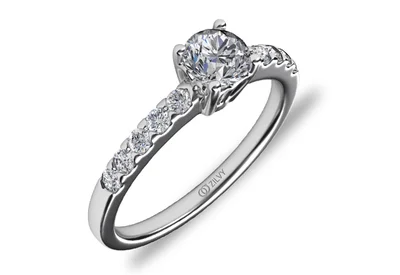 แหวนเพชรผู้หญิง รุ่น GR380 - ภาพเต็ม