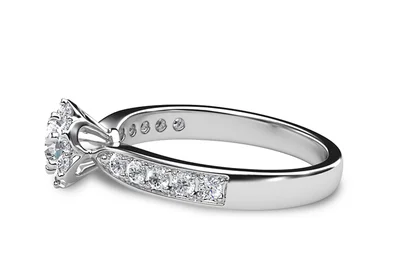 แหวนเพชรผู้หญิง รุ่น GR384 - มุมข้าง