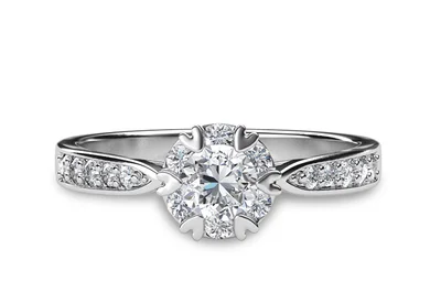 แหวนเพชรผู้หญิง รุ่น GR386 - มุมบน