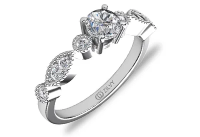 แหวนเพชรผู้หญิง รุ่น GR388 - ภาพเต็ม