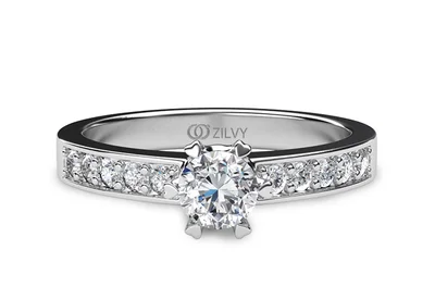 แหวนเพชรผู้หญิง รุ่น GR411 - มุมบน