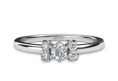 แหวนเพชรผู้หญิง รุ่น GR417 - มุมบน