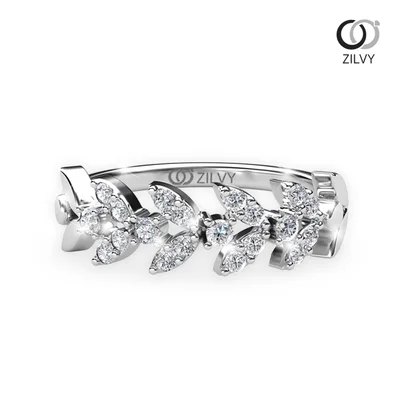 แหวนเพชรผู้หญิง รุ่น GR424 - มุมบน