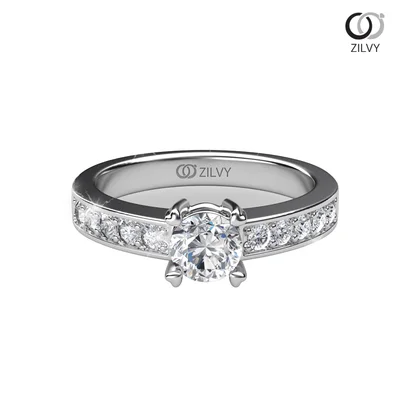 แหวนเพชรผู้หญิง รุ่น GR613 - มุมบน