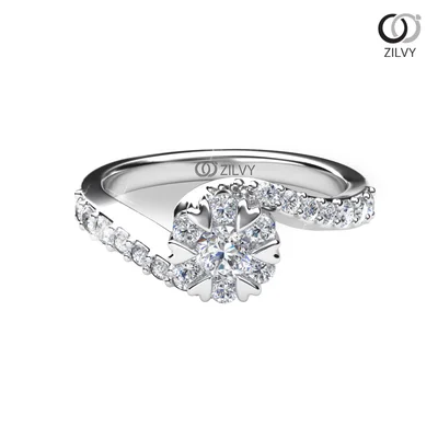 แหวนเพชรผู้หญิง รุ่น GR670 - มุมบน