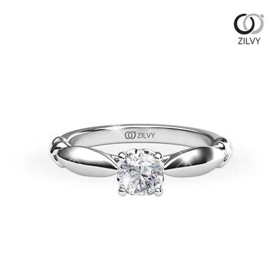 แหวนเพชรผู้หญิง รุ่น GR884 - มุมบน