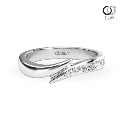 แหวนเพชรผู้หญิง รุ่น GR905 - มุมบน