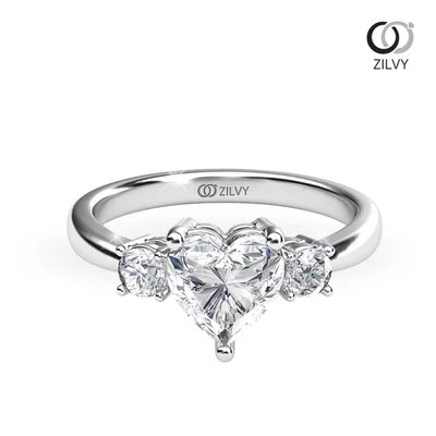 แหวนเพชรผู้หญิง รุ่น GR913 - มุมบน